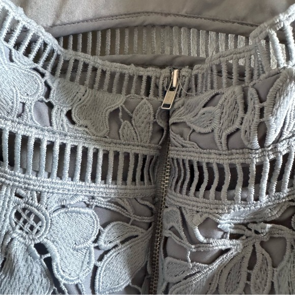 Bardot Dusty Blue Botanical Lace Midi Dress size Small - Picture 11 of 14